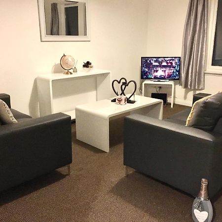 Central Spacious 2 Bedroom By Union Square Free Parking Aberdeen Esterno foto