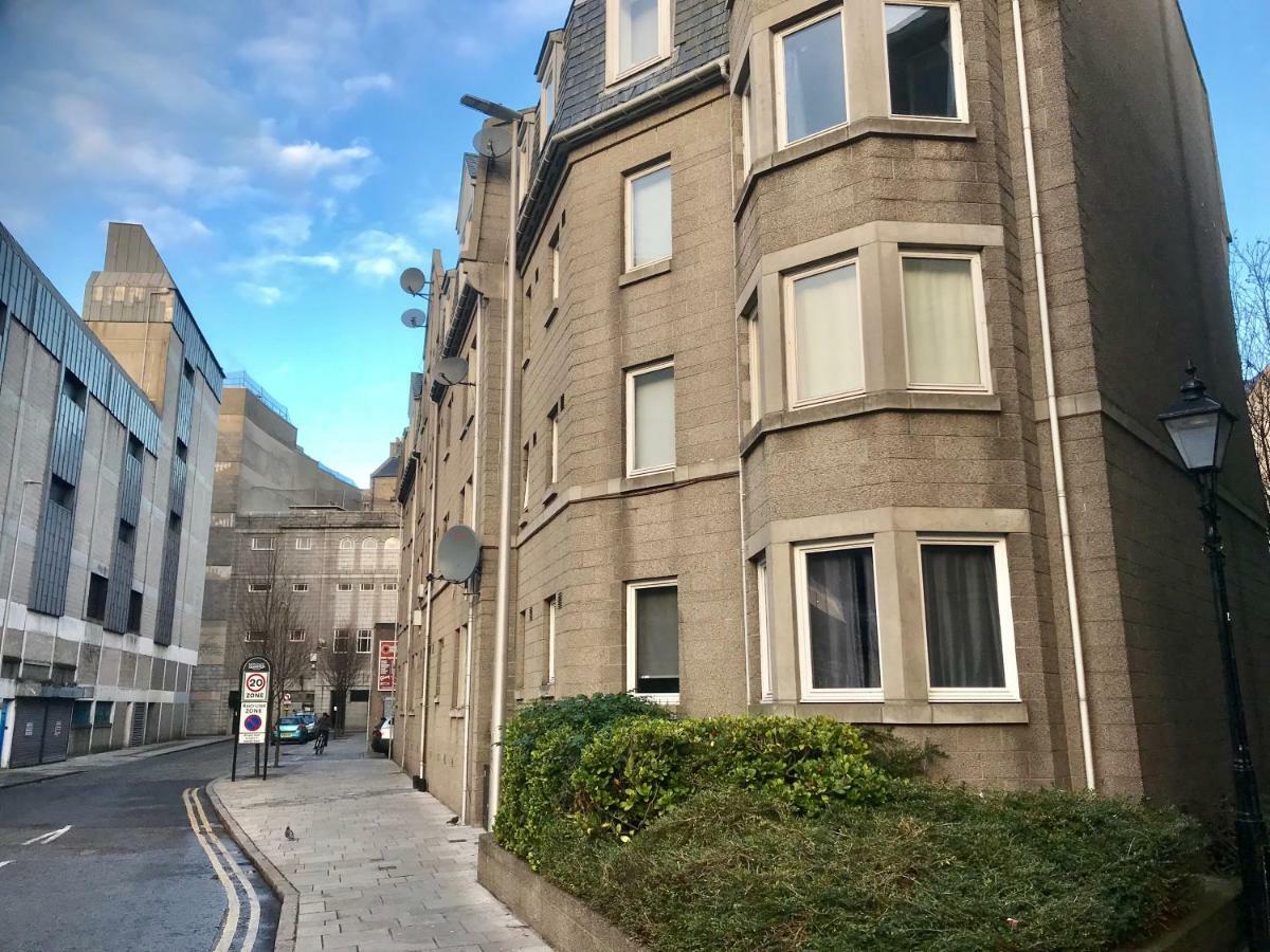 Central Spacious 2 Bedroom By Union Square Free Parking Aberdeen Esterno foto