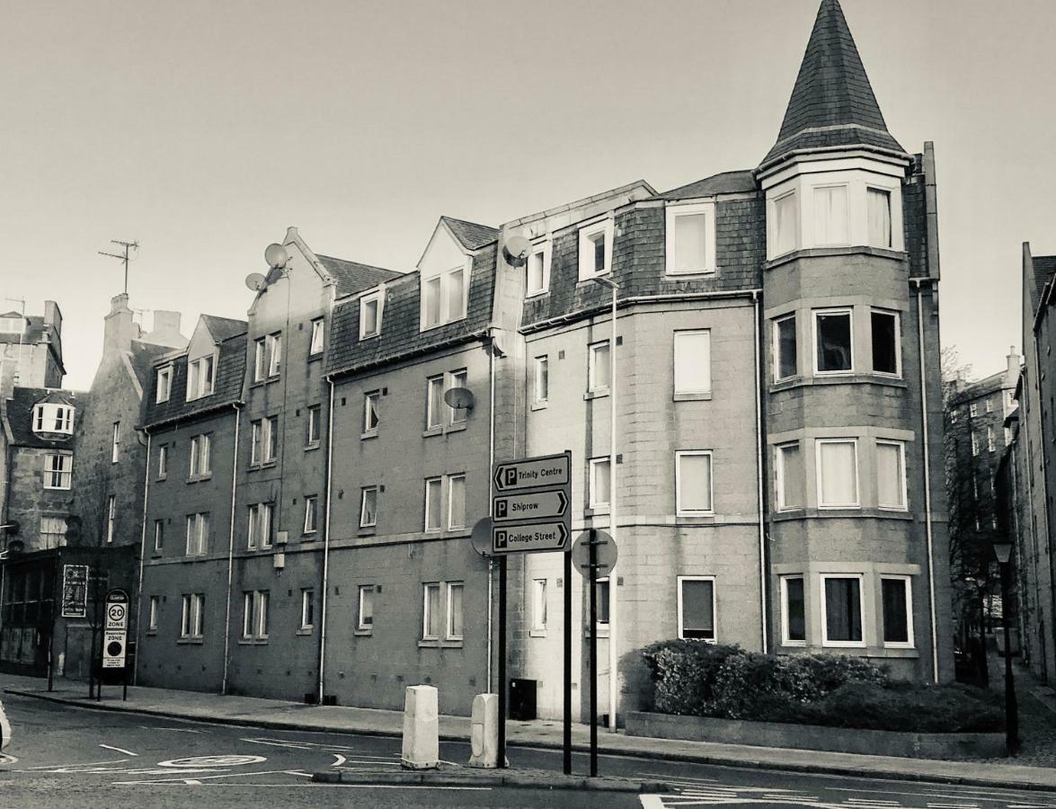 Central Spacious 2 Bedroom By Union Square Free Parking Aberdeen Esterno foto