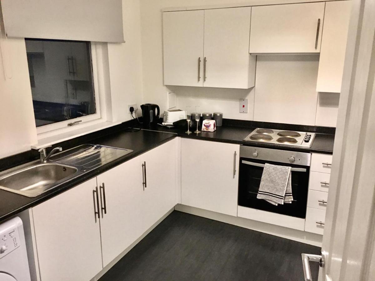 Central Spacious 2 Bedroom By Union Square Free Parking Aberdeen Esterno foto