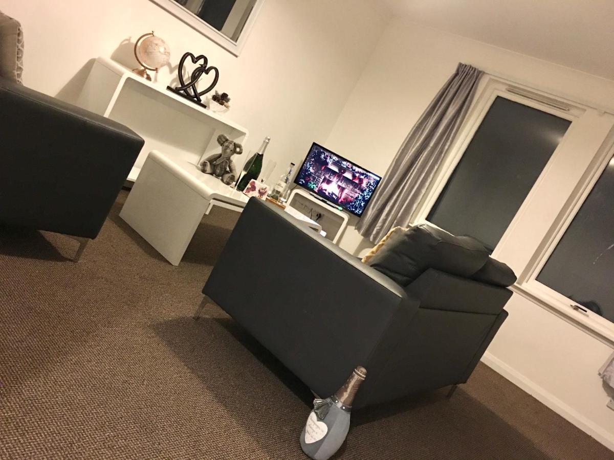 Central Spacious 2 Bedroom By Union Square Free Parking Aberdeen Esterno foto